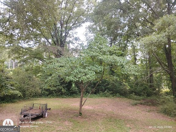 5th image of 327 W Bonnell St
