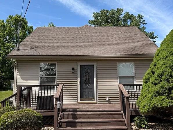 16 Mitchell St, Jackson, OH 45640