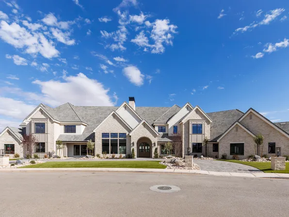 2585 E Waters Edge Cir, Saint George, UT 84790