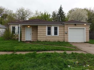 3420 W Ridgeway Ave, Flint, MI 48504