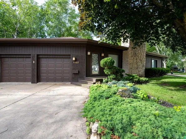 1107 E New York Ave, Oshkosh, WI 54901