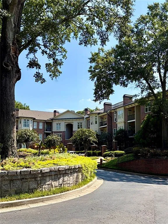 2 bed, 2.0 bath, 1404 sqft, $3,400 — Photo 3