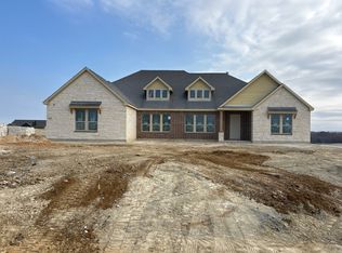 811 Westover Dr, Van Alstyne, TX 75495