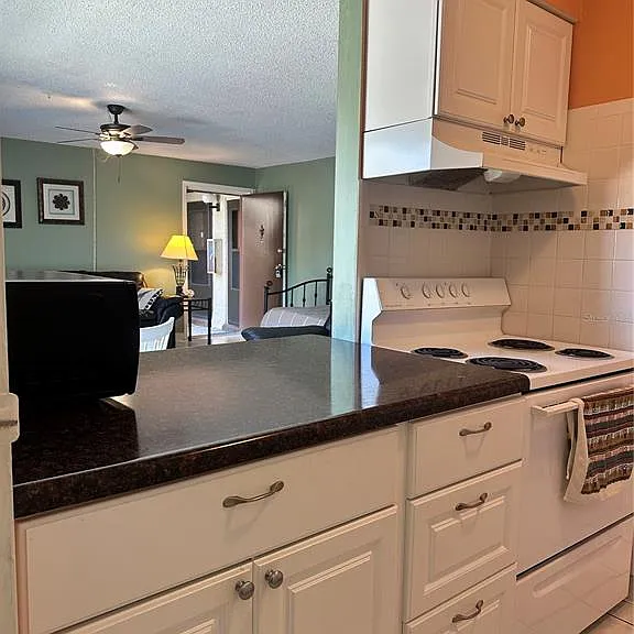 4215 E Bay Dr #1702A — Photo 30