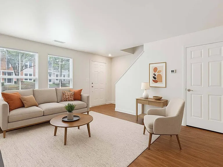 Crawford Square Apartments — Photo 15