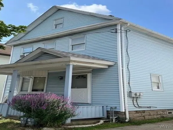 58 Muskingum St, Depew, NY 14043