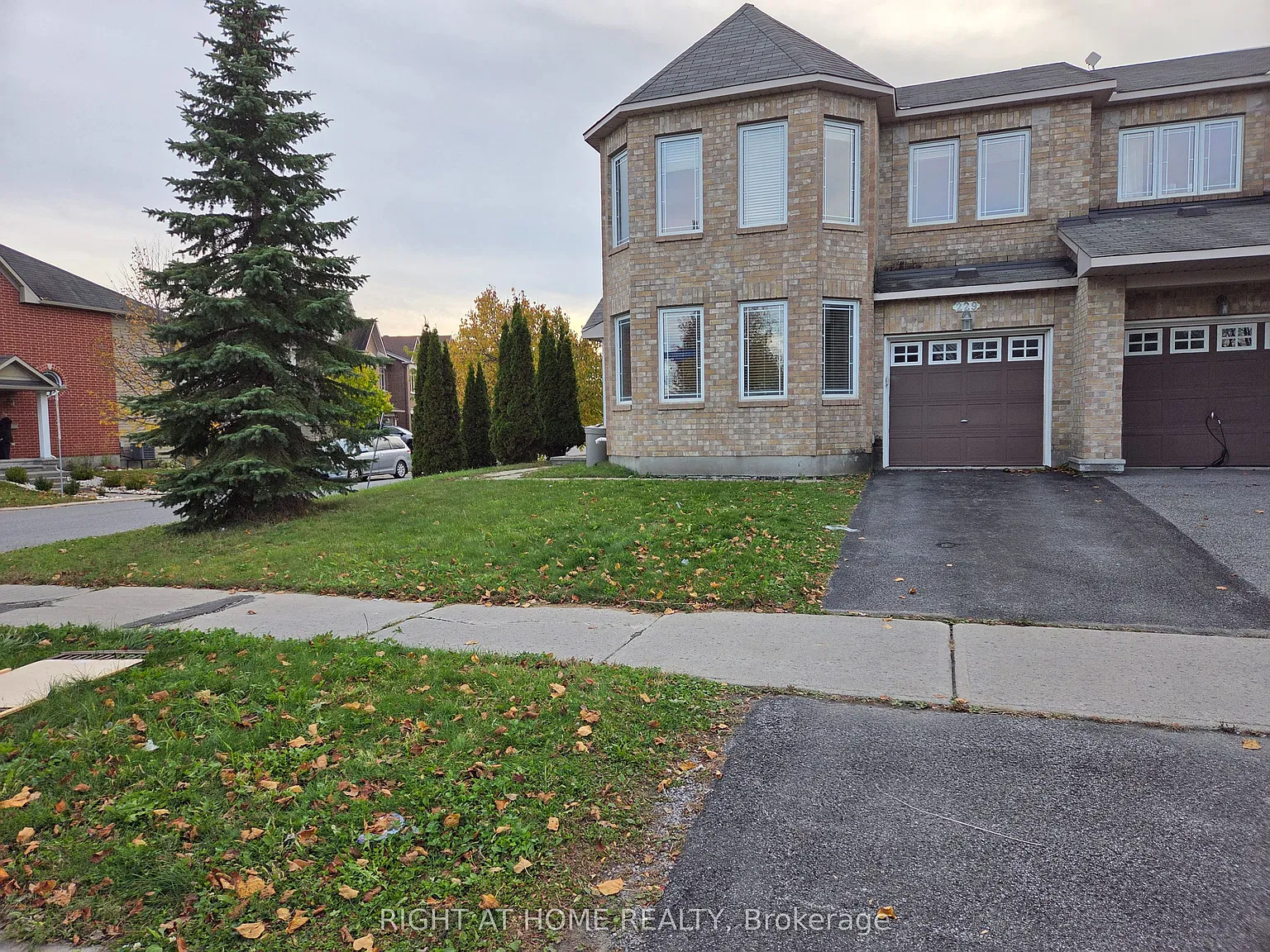 3 bed, $2,700 — Photo 1
