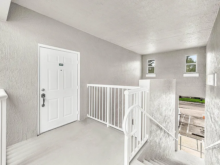 1008 Shoma Dr #394 — Photo 5