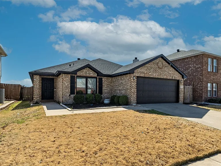 4116 Fossile Butte Dr — Photo 2