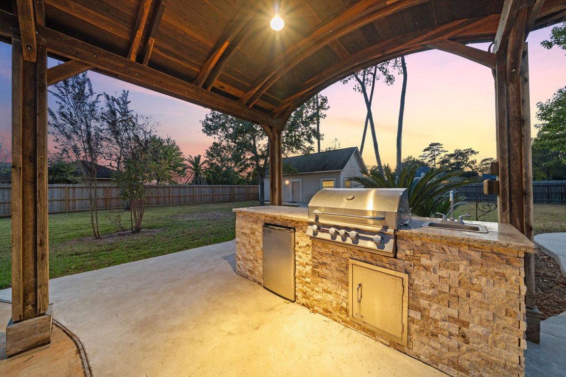 next background image