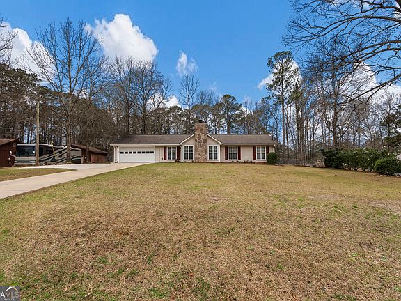 3rd image of 125 Hazel Way