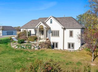 6715 290th St W, Northfield, MN 55057