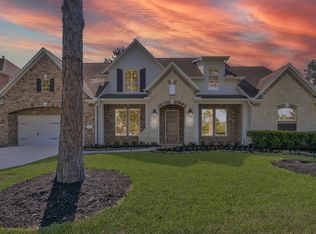 11 Clare Point Dr, Magnolia, TX 77354
