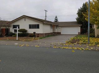 2431 W Tokay St, Lodi, CA 95242