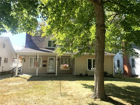 1003 Fair Ave, Pana, IL 62557