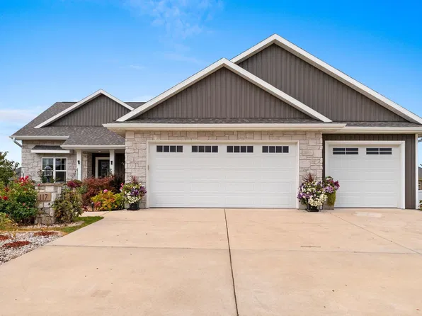 117 Purple Sage Dr, Green Bay, WI 54311