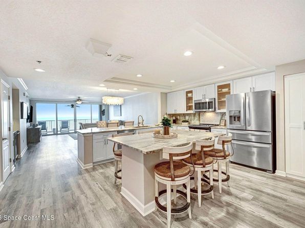 1177 North Ct #A1A-402