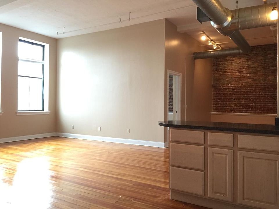 1st image of 775 Potters Ave Unit 5