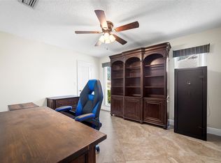 1138 NW 83rd Ave, Coral Springs, FL 33071