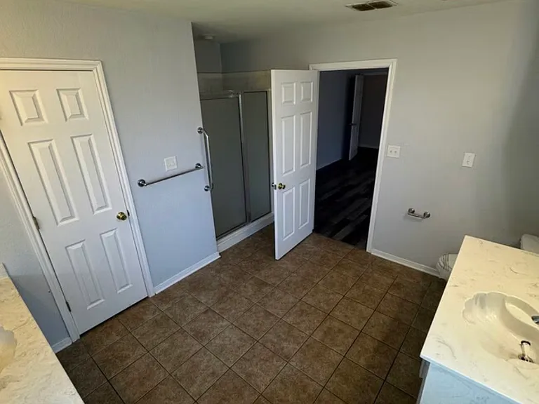 4301 Capri Dr — Photo 23