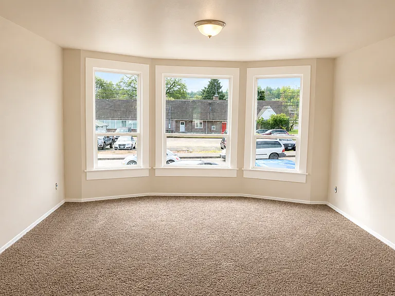 320 W Pine St #320 — Photo 2