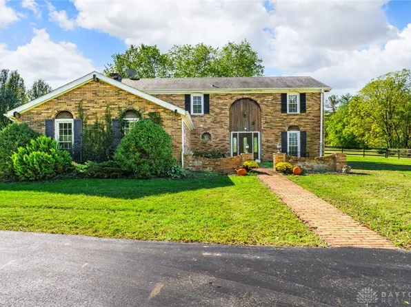 4103 Middle Run Rd, Spring Valley, OH 45370