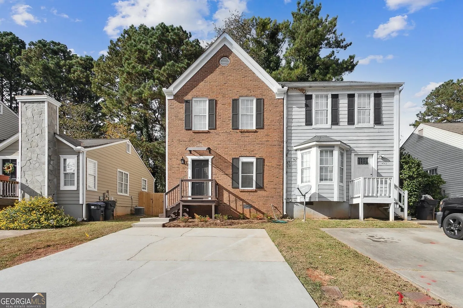 4065 Settlers Hill Way photo 1