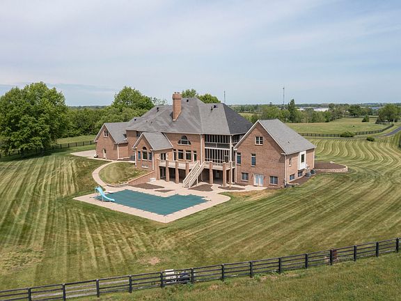 5th image of 4664 Lexington Rd