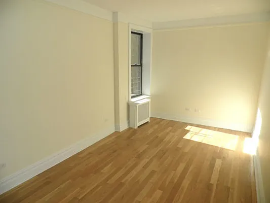 Rented by Keller Williams NYC | media 23