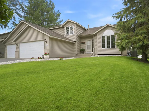 12140 Jonquil St NW, Coon Rapids, MN 55433