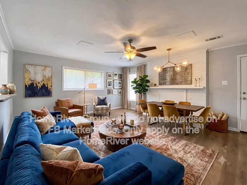 3 bed, 1.5 bath, 1375 sqft, $1,365 — Photo 2