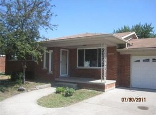 3890 Embarcadero St, Waterford, MI