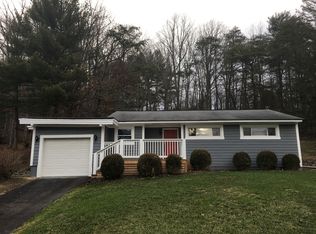 310 Old White Trl, White Sulphur Springs, WV