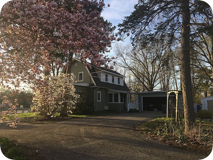 1st image of 415 N Gremps St