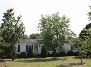 149 Texas Tee Ln, Mount Olive, NC 28365
