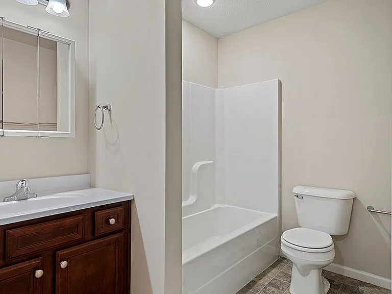 CARDINAL RIDGE — Photo 13