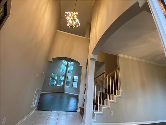 4th image of 2393 Golden Shores Ln
