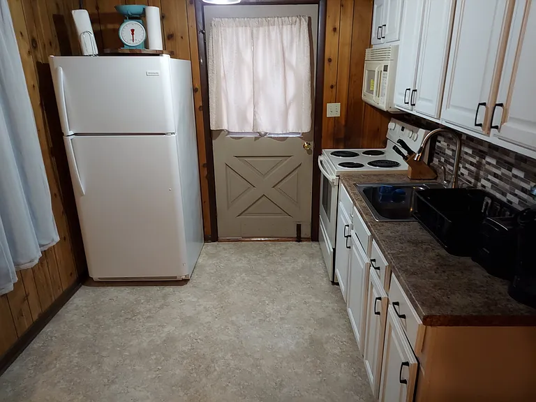 8138 Wildflower Dr — Photo 6