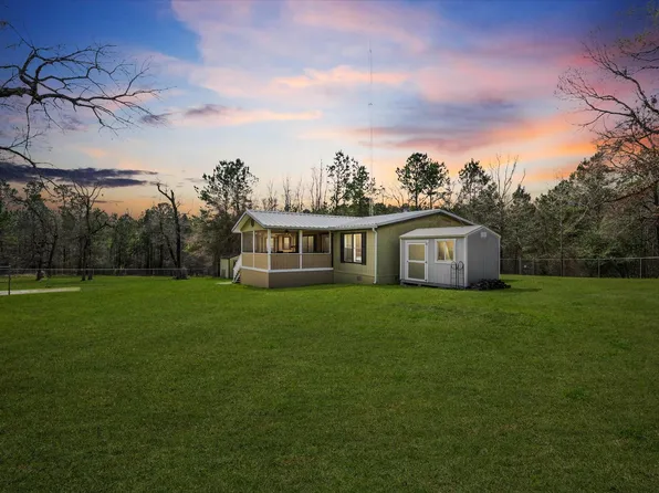 4 Ripple Creek Dr, Huntsville, TX 77320