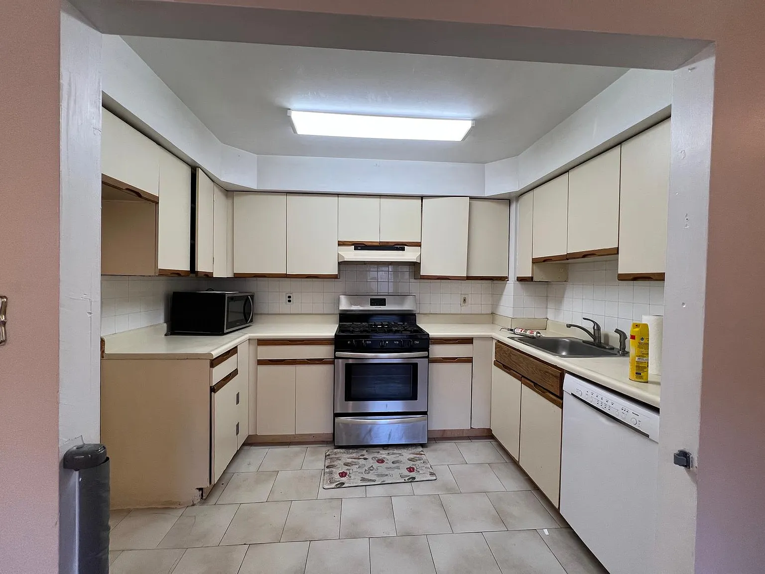 1 bed, 500 sqft, $900 — Photo 4