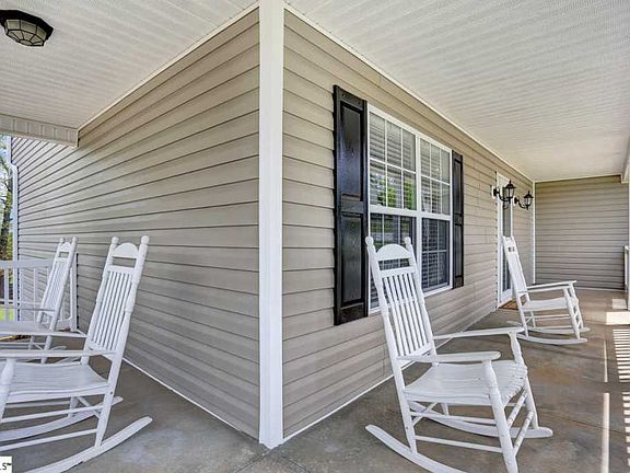 2nd image of 2 Westhay Ct