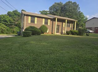 2444 Meade Cir, Chattanooga, TN 37406