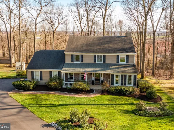 905 Timberline Dr, Gap, PA 17527