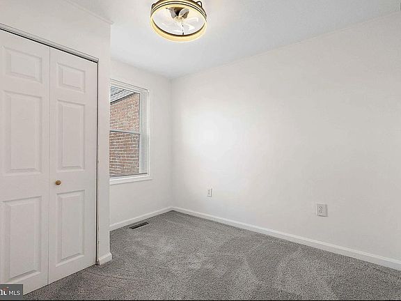 4th image of 1108 Lancaster Ave #1108