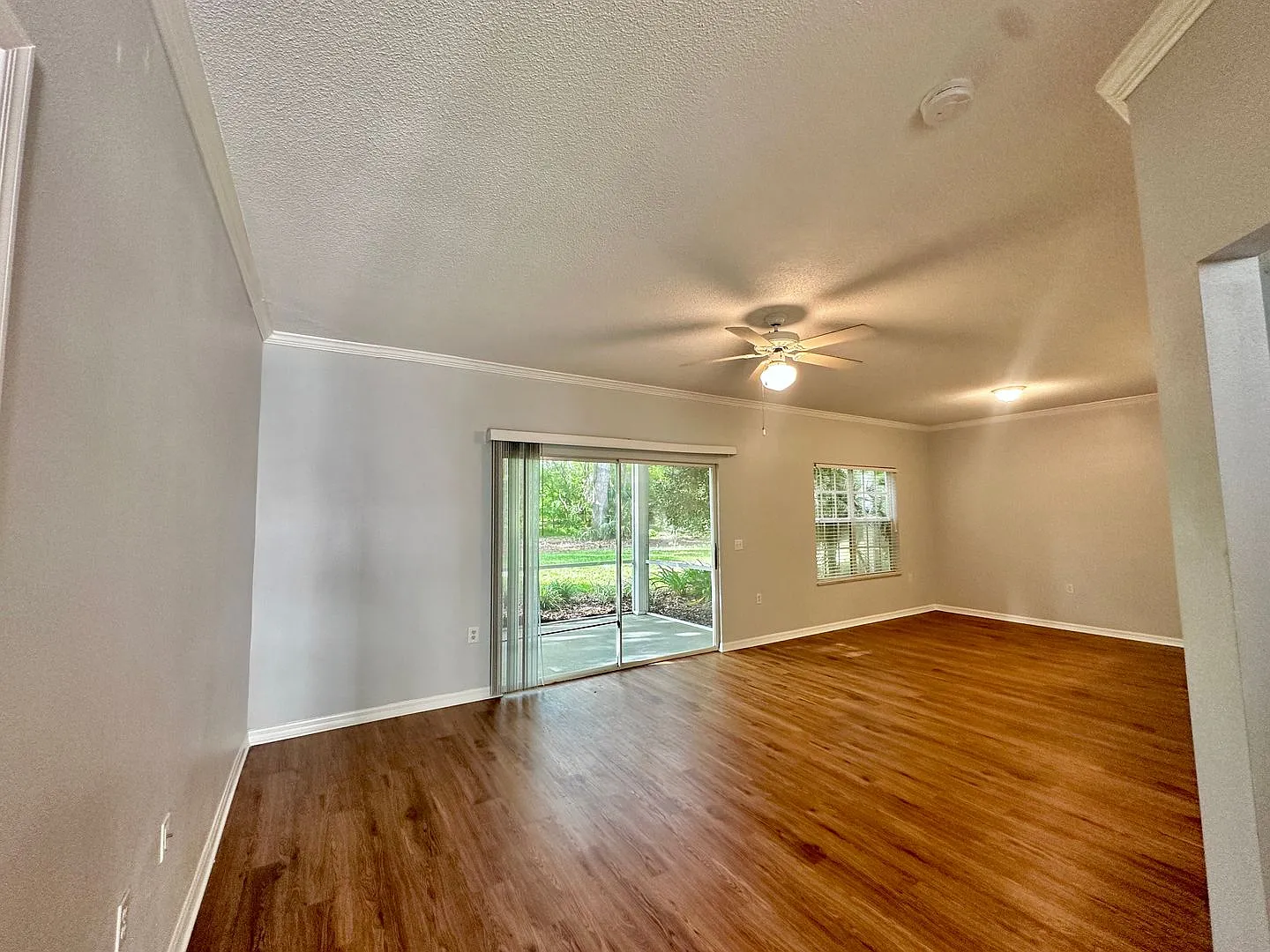 Spacious 2BR/2BA Ground Floor Condo with Golf Course Views Pool & Gym Access! — Photo 3