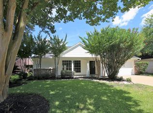 9602 Secretariat Dr, Houston, TX 77065