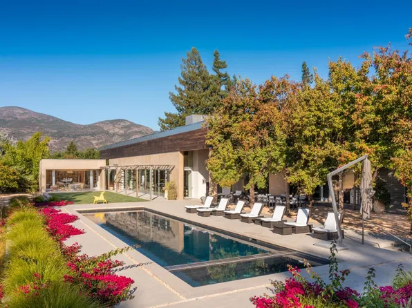 3027 Vichy Avenue, Napa, CA 94558
