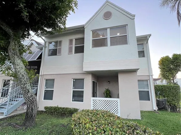 17500 NW 67th Ct #H-19, Hialeah, FL 33015