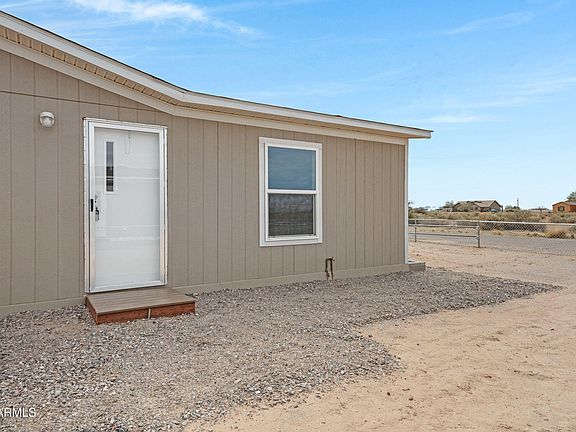 5th image of 4525 N SIERRA Drive
