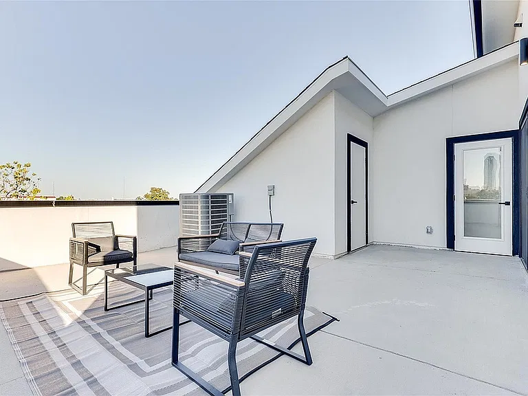 1512-seegar-st-dallas-tx-unit-106-29